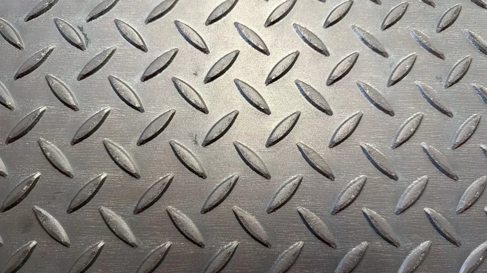 1.5-100mm Checkered Plate for Bridge Walkway